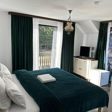 Conacul Muntii Bucovinei Hotel Câmpulung Moldovenesc Екстериор снимка