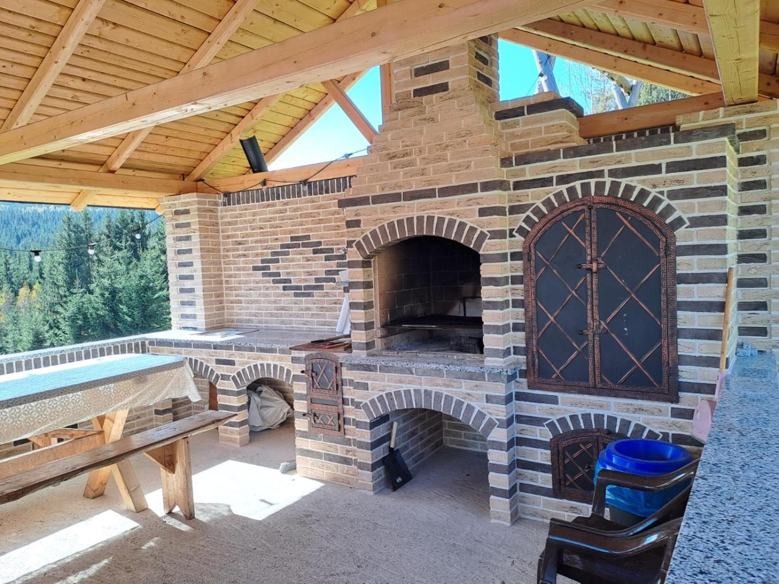 Conacul Muntii Bucovinei Hotel Câmpulung Moldovenesc Екстериор снимка
